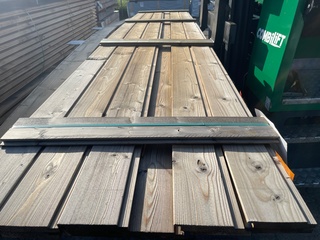 Ca. 11x Thermo Vuren Shiplap, 20x142mm, lengte 420cm